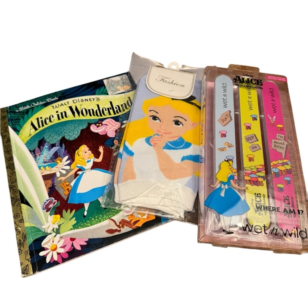 “Alice in Wonderland”‎ Bundle